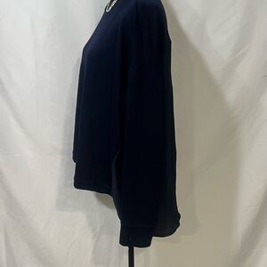 Elegant Navy Blue Women's Blouse